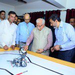 Chief Minister at the DLF Robotics Skill center with the officials of DLF Foundation.