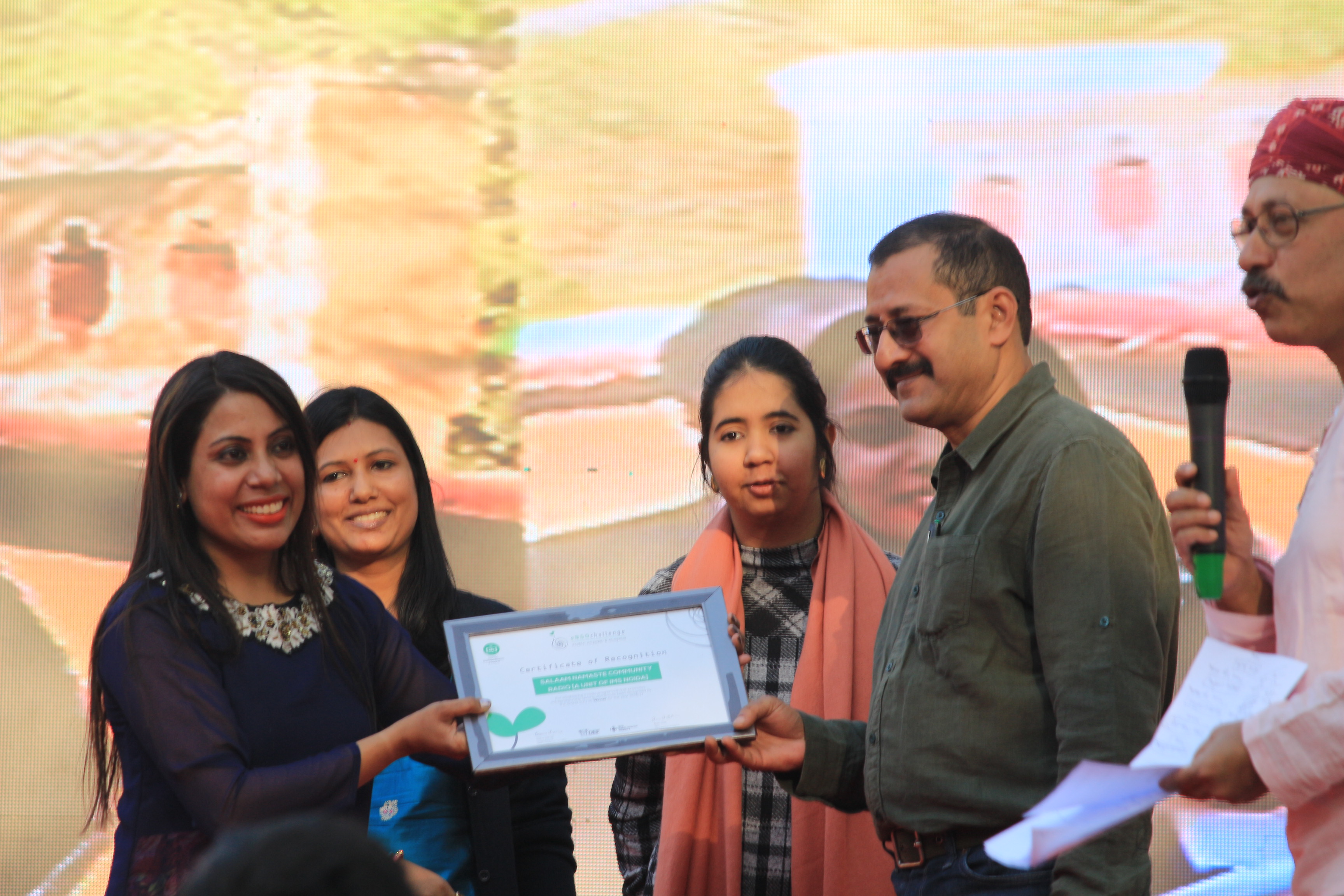 IMS Noida’s Salaam Namaste Community Radio won 5th eNGO Challenge Award