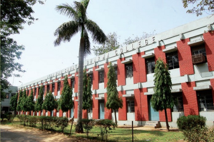 Atma Ram Sanatan Dharma College