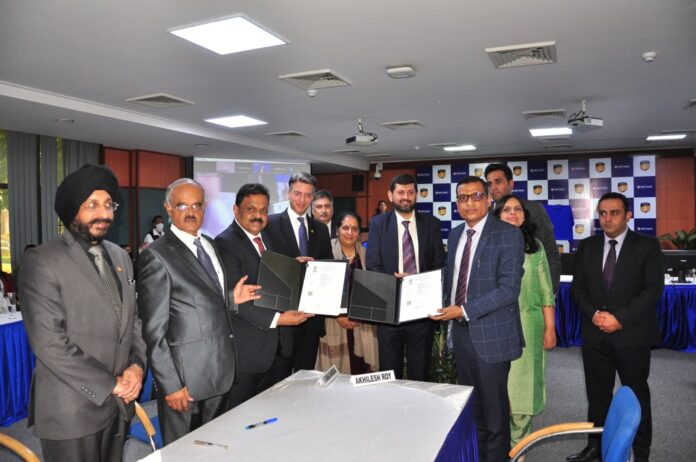 MOA (Memorandum of Agreement) signing ceremony between Amity and HDFC