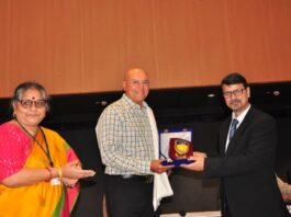 Mr. Sabeer Bhatia felicitated by Amity University Prof. (Dr.) M K Pandey