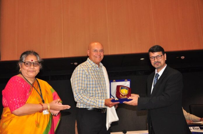 Mr. Sabeer Bhatia felicitated by Amity University Prof. (Dr.) M K Pandey